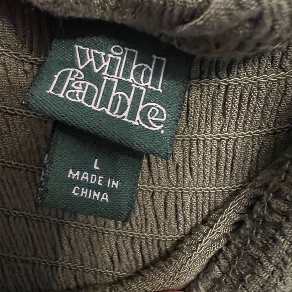 Bundle & Save - Wild Fable romper green size large - Picture 5 of 5